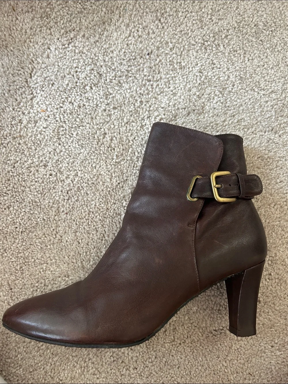 Women's Stuart Weitzman esme belted boot